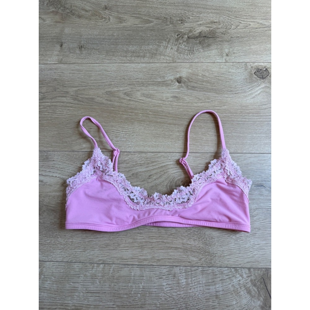 EUC Skims FITS EVERYBODY LACE Scoop Bralette pink Bubble Gum Tonal bra size S
